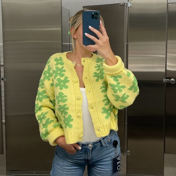 Yellow & Green Floral Knit Cardigan - Picture 5 of 5